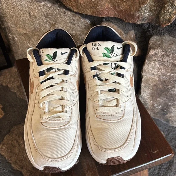 Nike Air Max Fig 5 cork Beige and Tan Sneakers - Picture 2 of 4